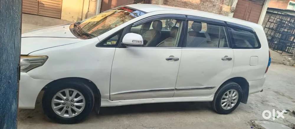 Toyota Innova 2014 Diesel 250000 Km Driven