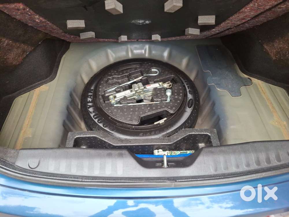 Maruti Suzuki Ciaz, 2017, Petrol