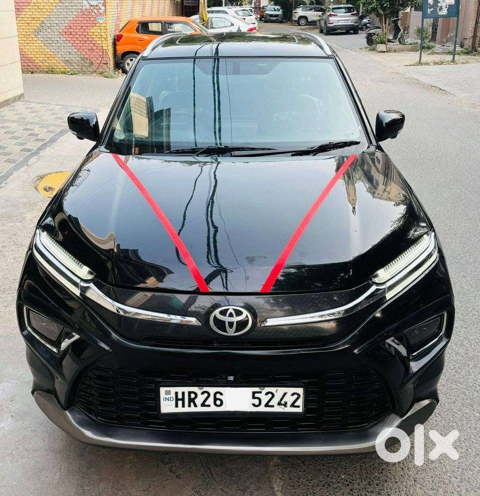 Toyota Urban Cruiser Hyryder 1.5 V Hybrid, 2025, Cng & Hybrids