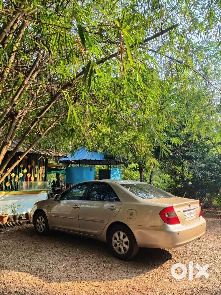 Toyota Camry 2.4 Z – 2004 Model