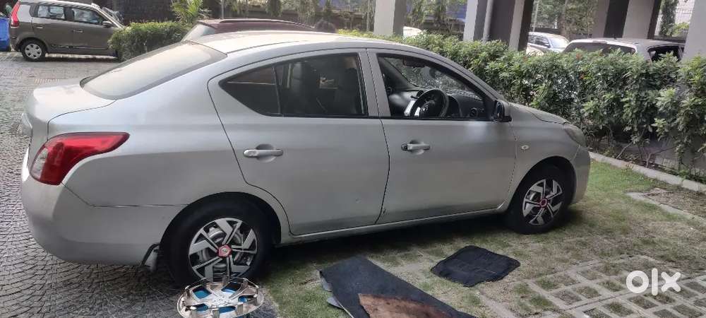 Nissan Sunny Petrol Manual 2011 Variant