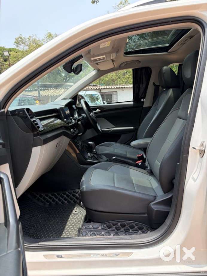 Skoda Kushaq 1.0 Tsi Style At, 2023, Petrol