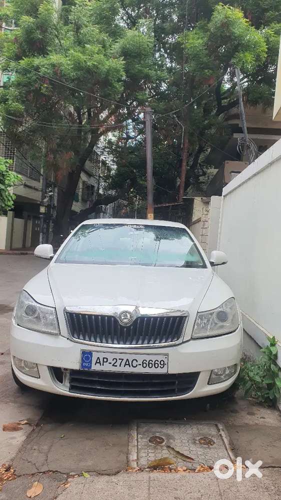 Skoda Laura 2011