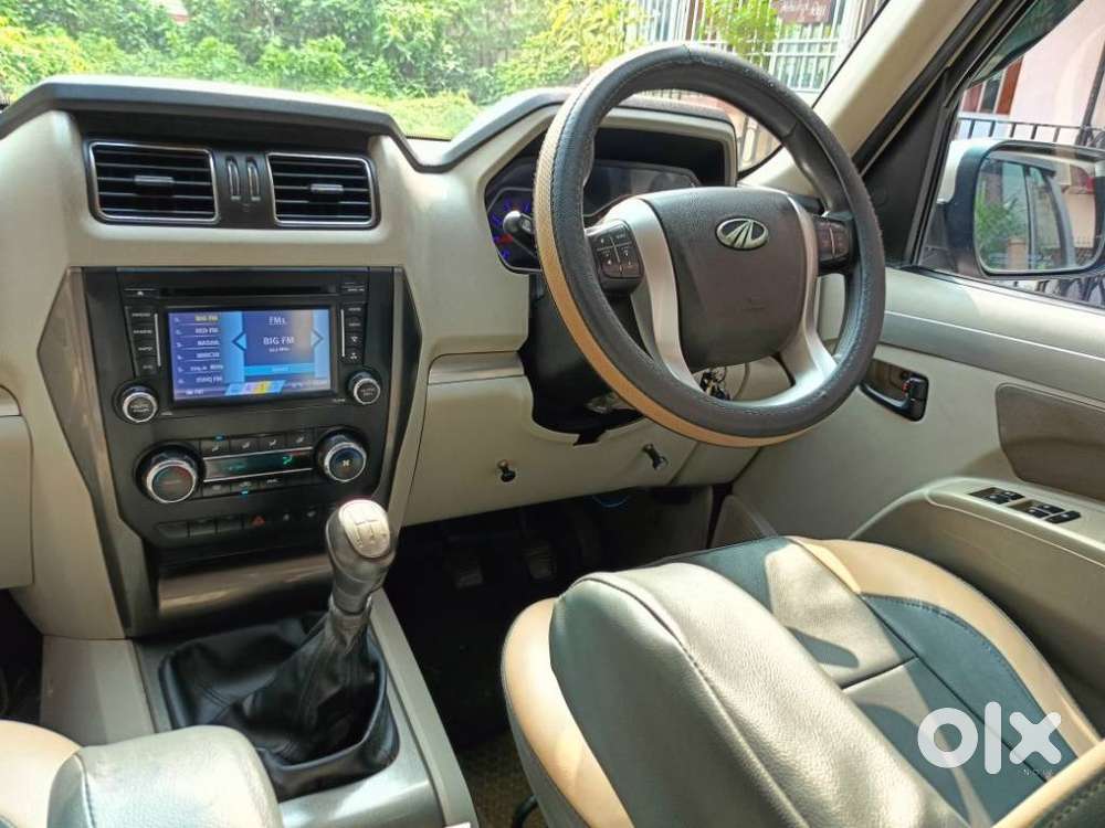 Mahindra Scorpio S10 7 Seater, 2016, Diesel