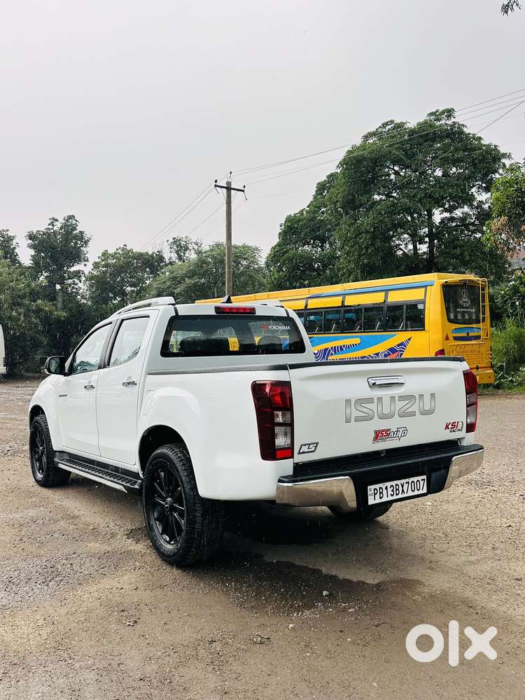 Isuzu D-max V-cross 4x4, 2020, Diesel