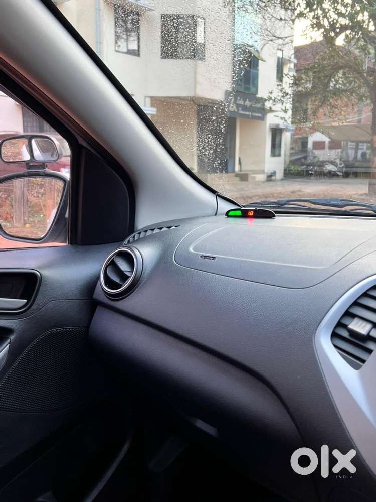 Ford Figo 1.5 Tdci Titanium  New Tyres B2b Insurance(jan 27)