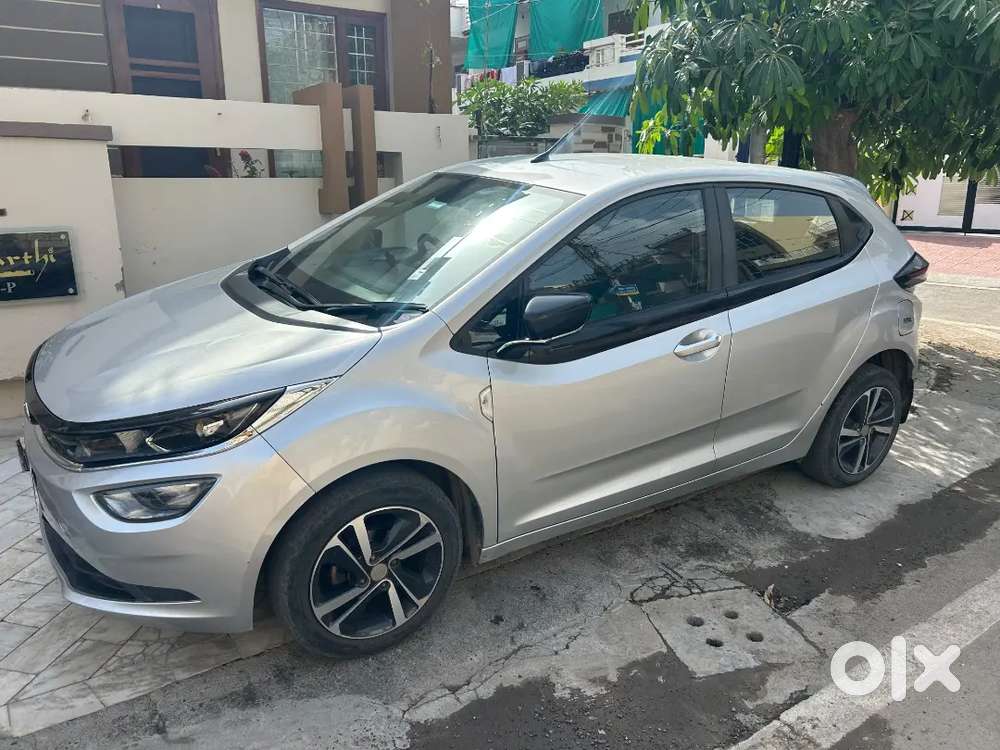 Tata Altroz Xz Petrol Top Model