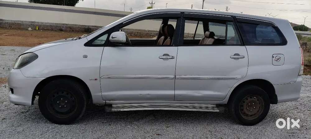 Toyota Innova 2010 Diesel 190000 Km Driven