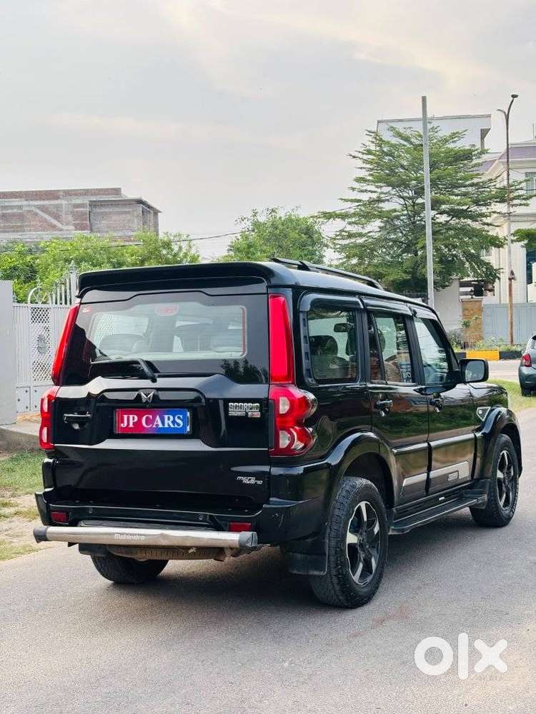 Mahindra Scorpio S11 Mt 7s, 2023, Diesel