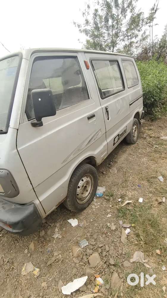 Maruti Suzuki Omni 2010