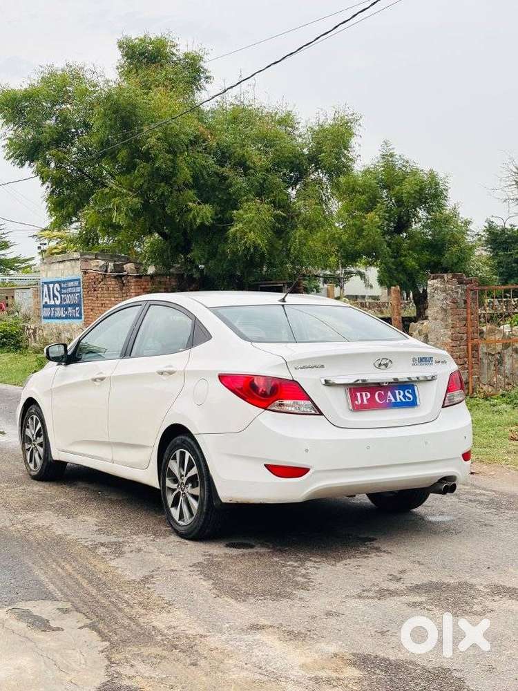 Hyundai Verna 1.6 Sx Crdi (o), 2014, Diesel
