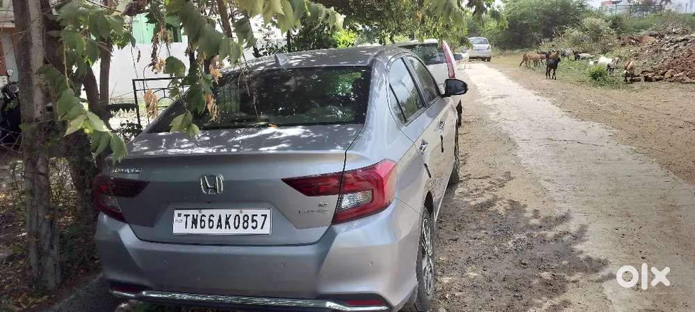 Honda Amaze Vx Petrol Top End With Led Projector Lamp
