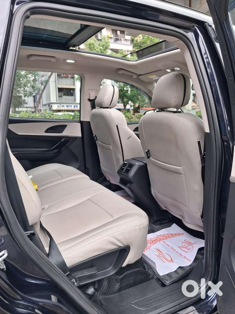 Mahindra Xuv700 2.2 Ax 5 Diesel Mt 7 Str, 2025, Diesel