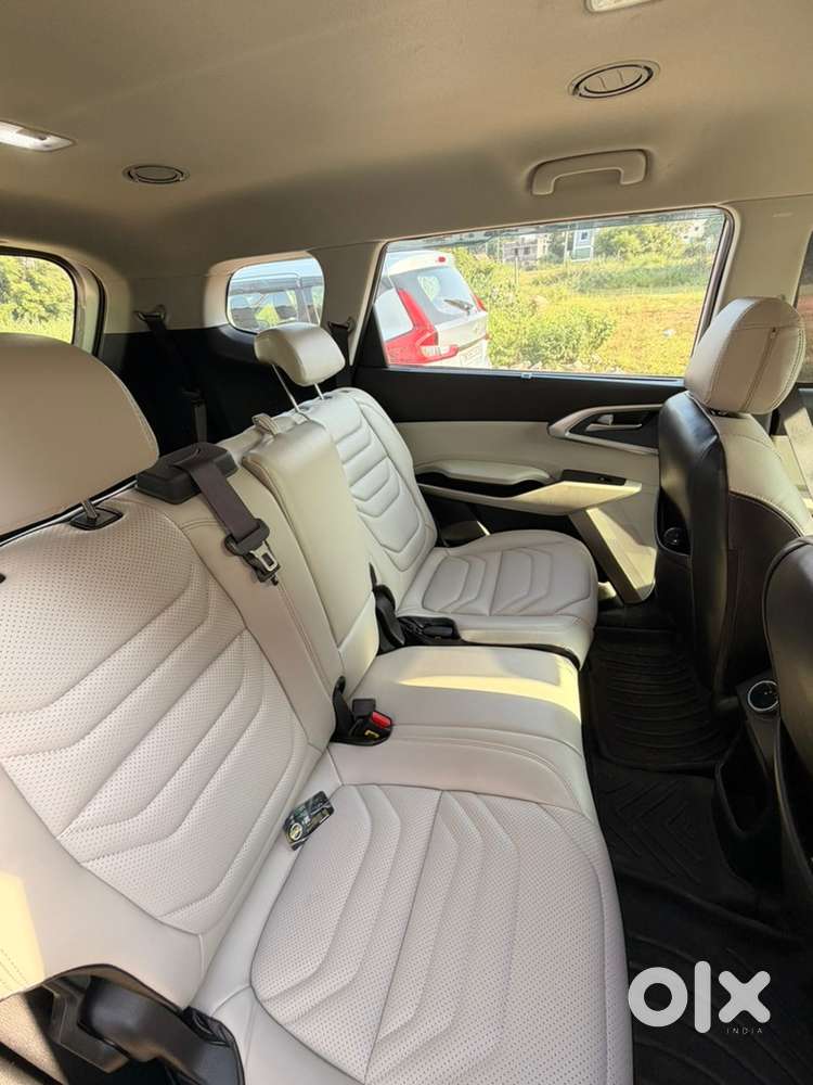 Kia Carens 1.5 Petrol 2024 7 Seater | 18800 Km Drive | 1st Owner