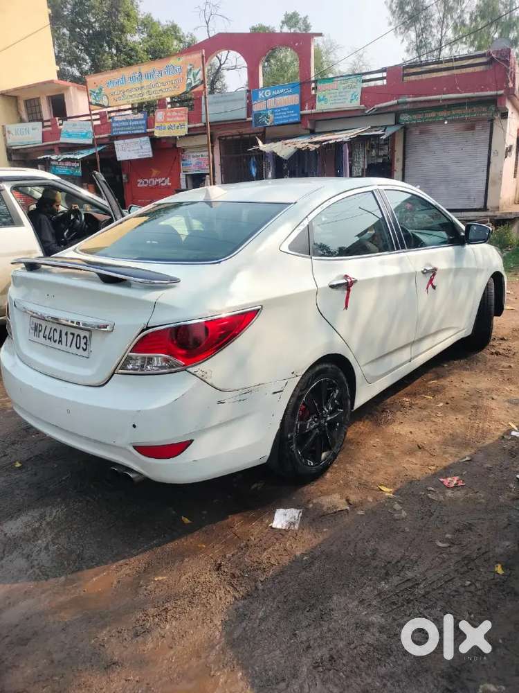 Hyundai Verna Sx O 2012