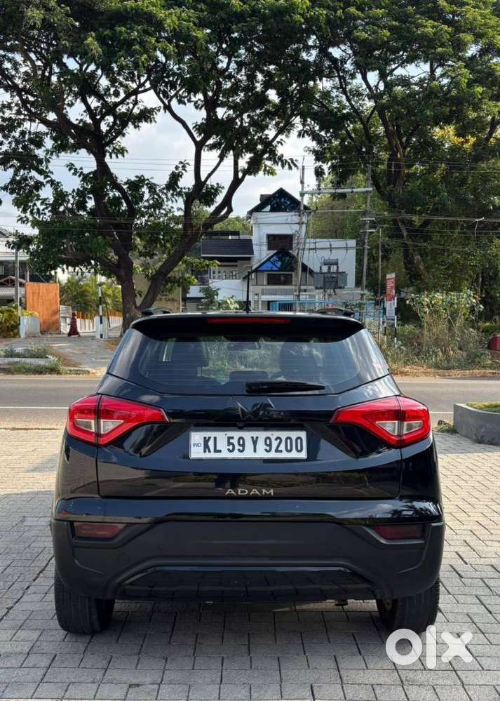 Mahindra Xuv300 W8 Option, 2022, Petrol