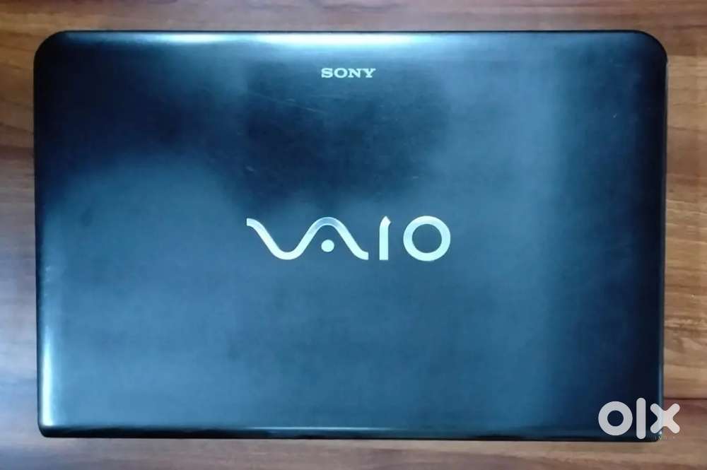 Sony vaio laptop i3 good condition