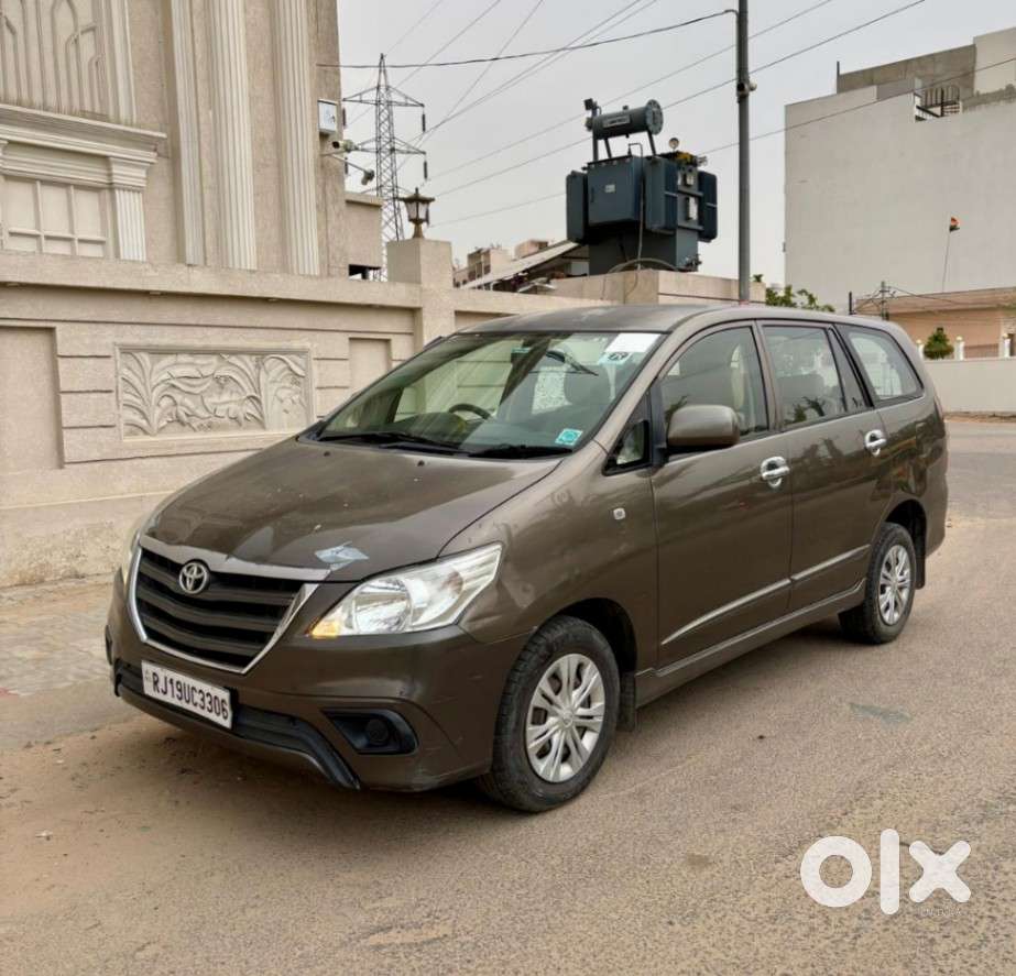 Toyota Innova 2.5 G (diesel) 8 Seater, 2016, Diesel