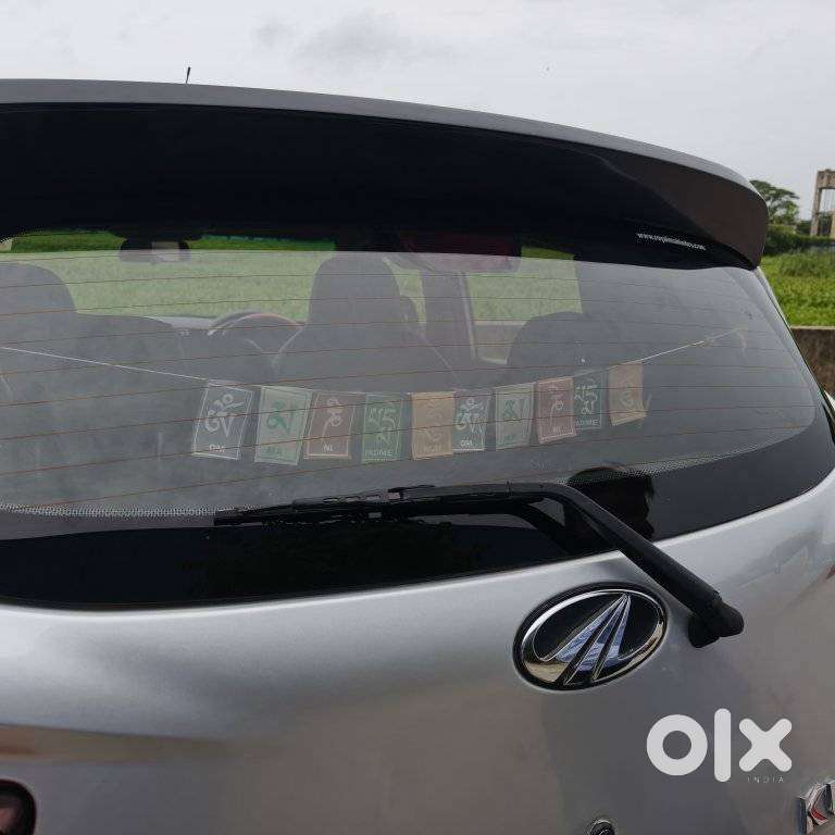 Mahindra Kuv 100 Mfalcon G80 K8 Dual Tone, 2018, Petrol