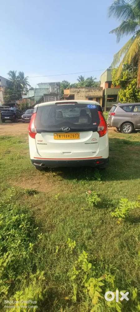 Mahindra Marazzo Diesel 2023
