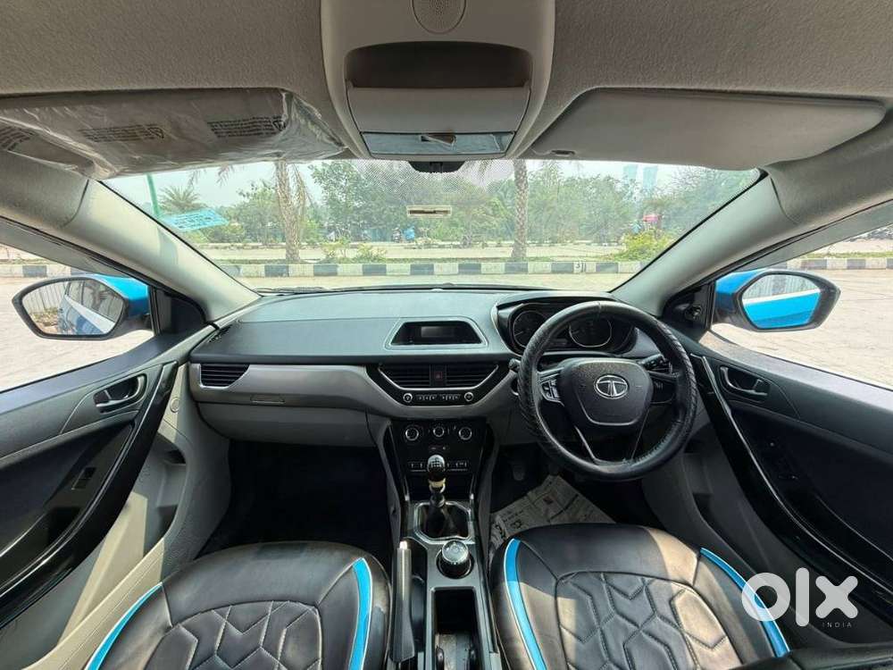 Tata Nexon 1.2 Revotron Xt, 2019, Petrol