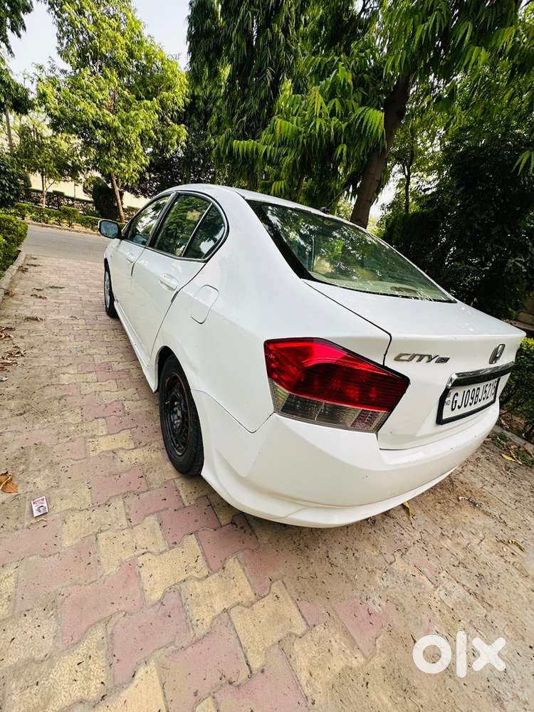 Honda City Petrol+cng 2011