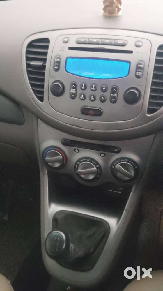 Hyundai I10 Sportz, 2016, Petrol