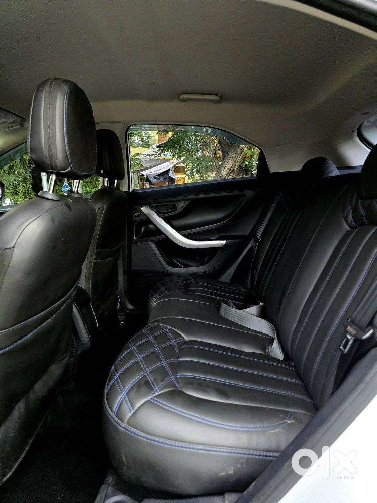 Tata Nexon 1.2 Revotron Xm (s), 2022, Petrol