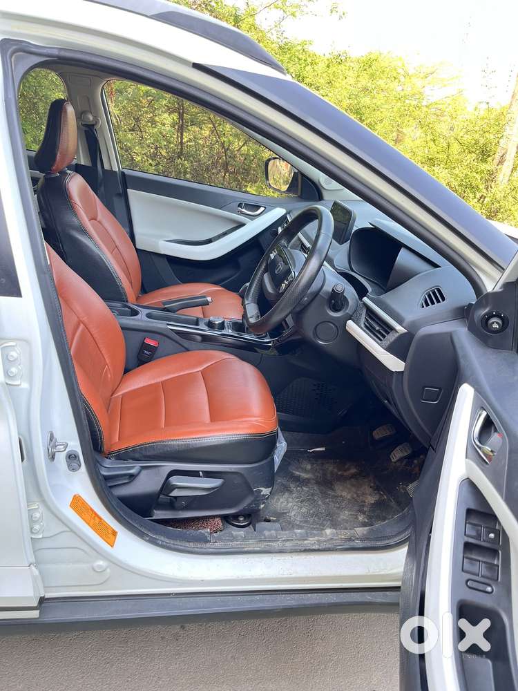 Tata Nexon Creative Plus 1.2 Revotron Petrol 6 Mt, 2024, Petrol