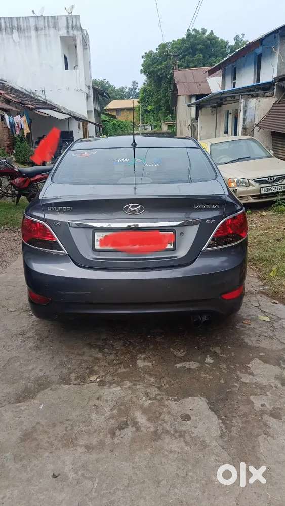 Hyundai Verna 2011 Diesel 128000 Km Driven