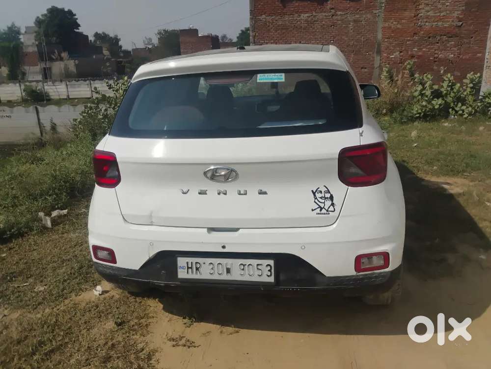Hyundai Venue 2021 Petrol Car And Cng