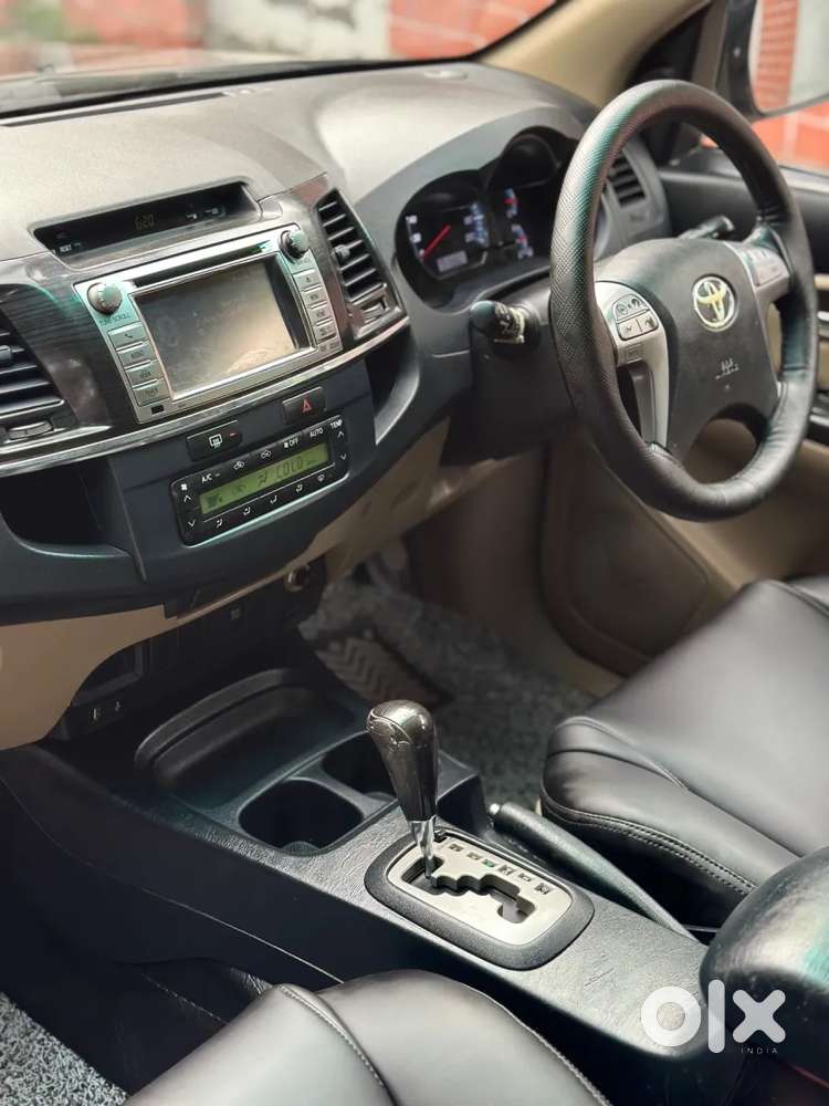 Toyota Fortuner 4x2 At, 2016, Diesel