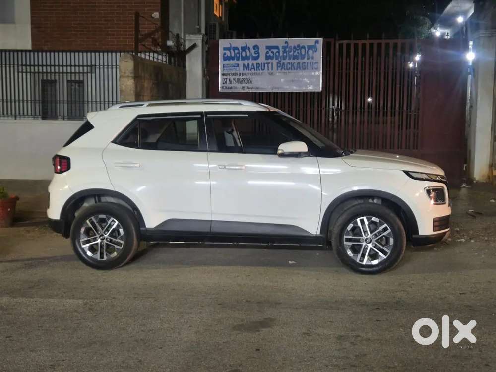 Hyundai Venue 2022 Diesel Good Condition