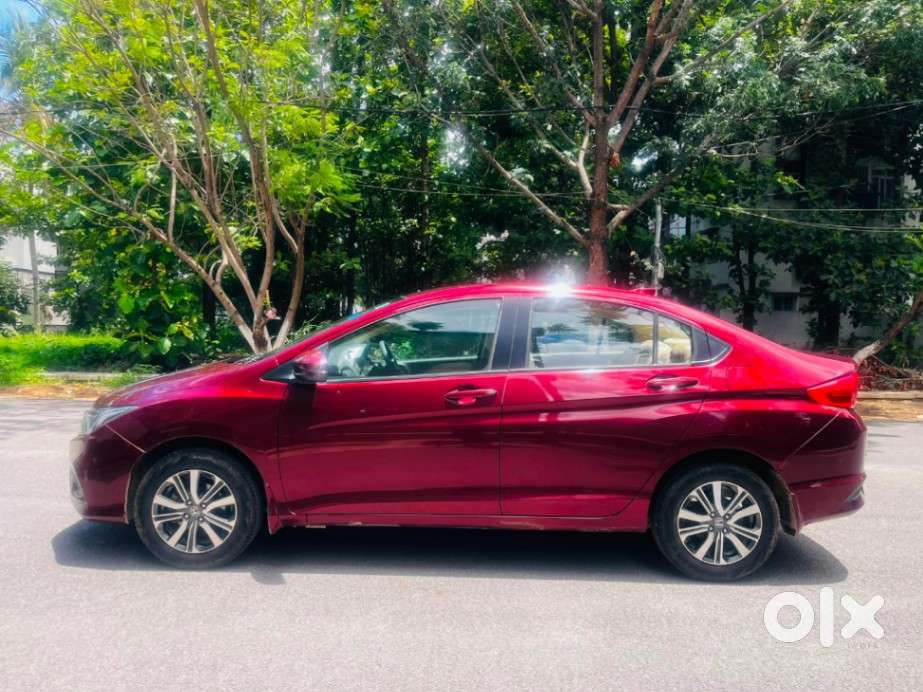 Honda City I-vtec V, 2018, Petrol