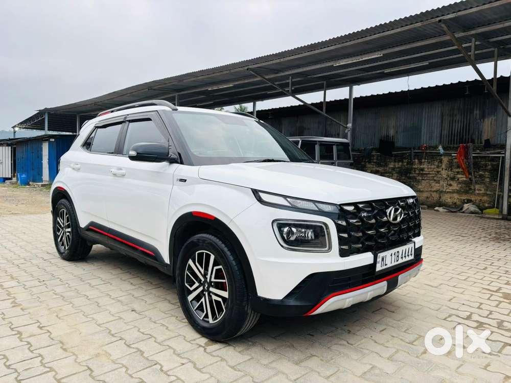 Hyundai Venue N Line 1.0 N8 Turbo Dct Dual Tone, 2023, Petrol