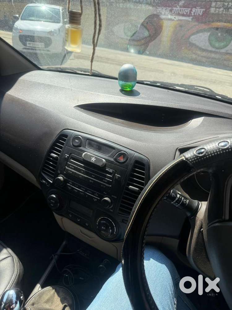 Hyundai I20 2010 Petrol Well Maintained With Vip Number 8888 For 2l