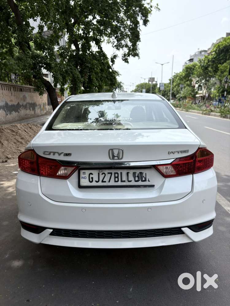 Honda City I-vtec V, 2017, Petrol