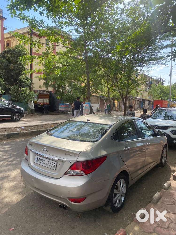 Hyundai Fluidic Verna 2011 Diesel Well Maintained