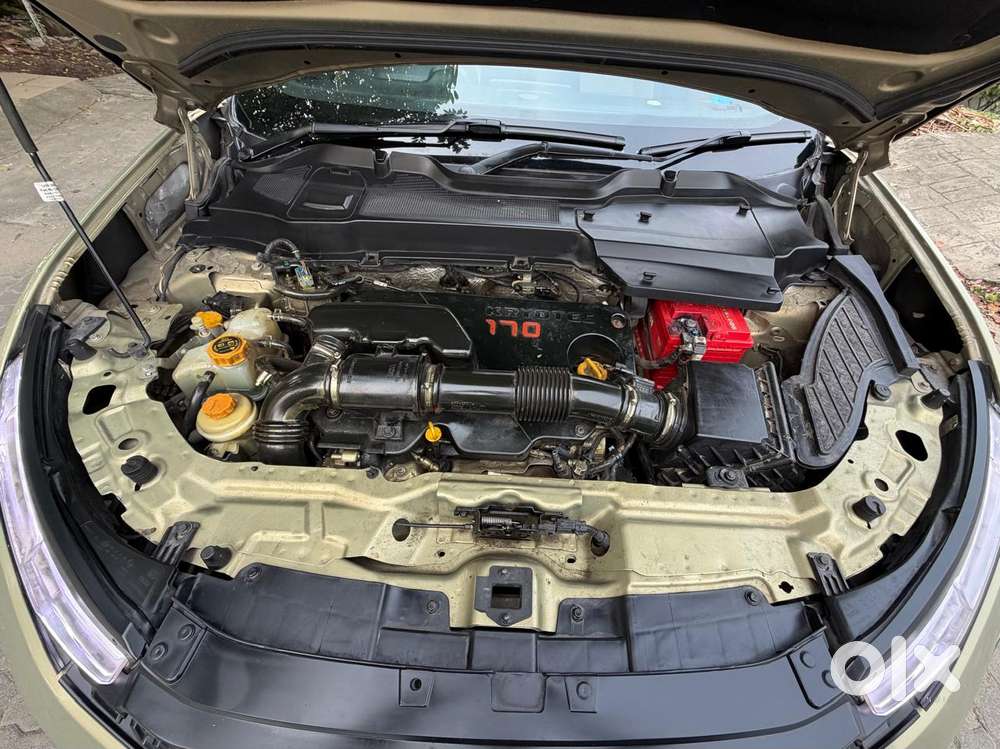Tata Safari, 2022, Diesel