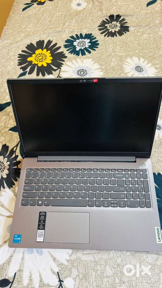 Lenovo i3 ideapd laptop 16months for sale in best condition
