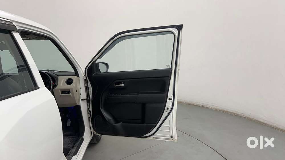Maruti Suzuki Wagon R 1.0 Vxi Amt, 2019, Petrol
