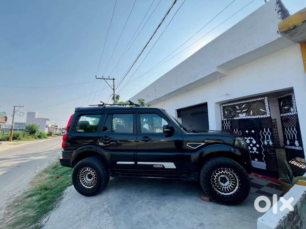 Mahindra Scorpio Classic 2018