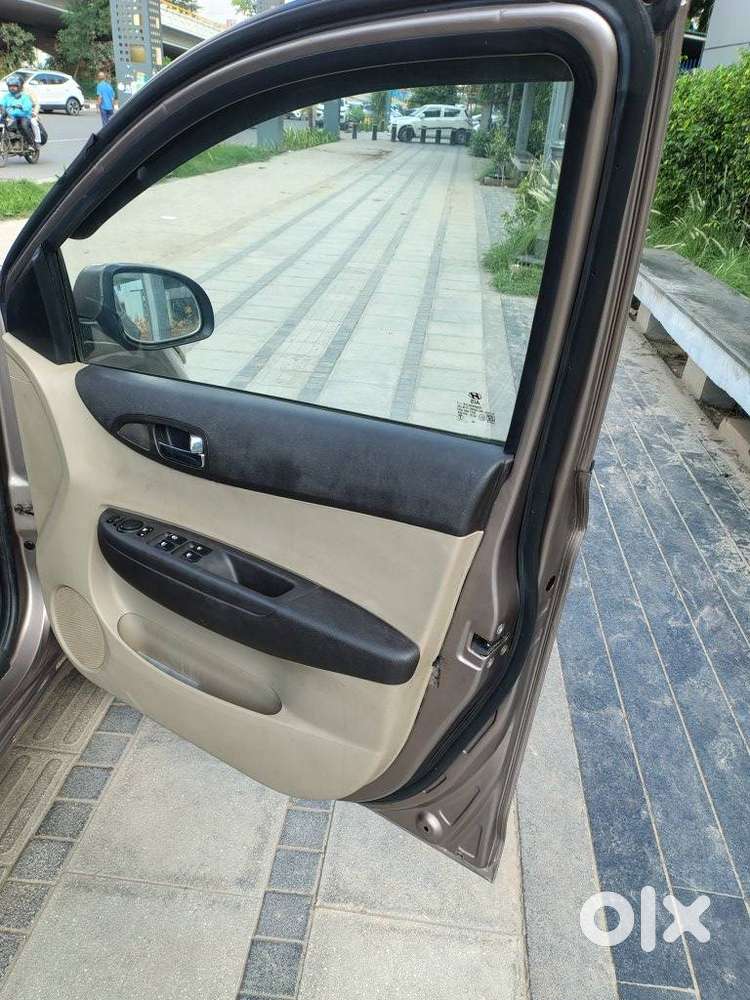 Hyundai I20 2012-2014 Magna Optional 1.2, 2014, Cng & Hybrids
