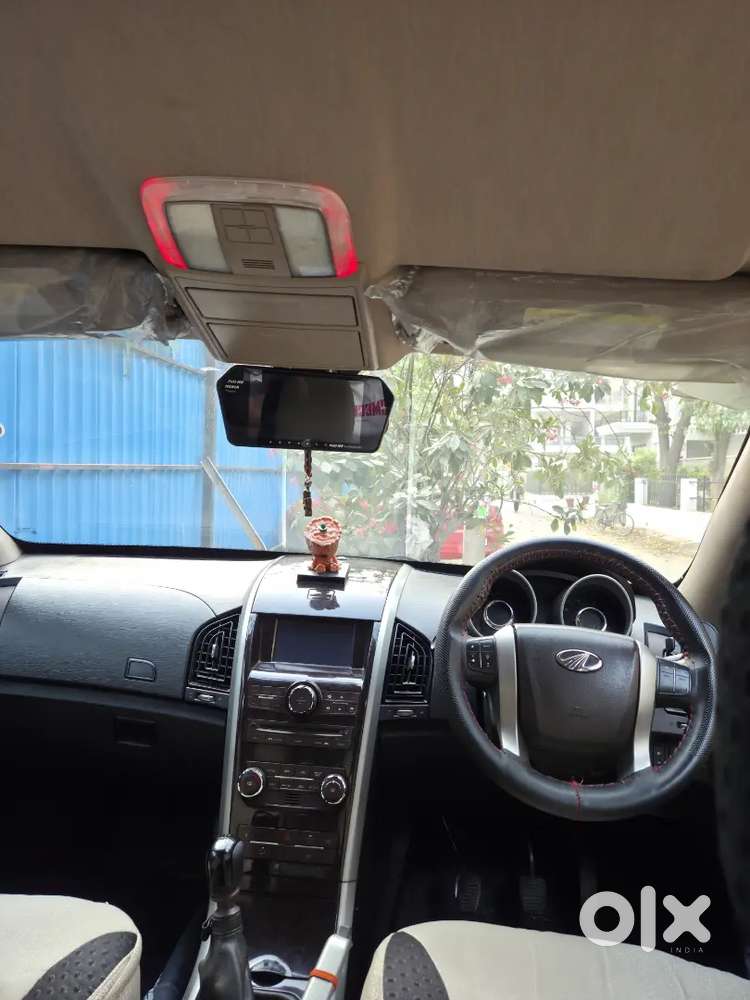 Xuv500 W8 2013 Brand New Condition 1st Owner