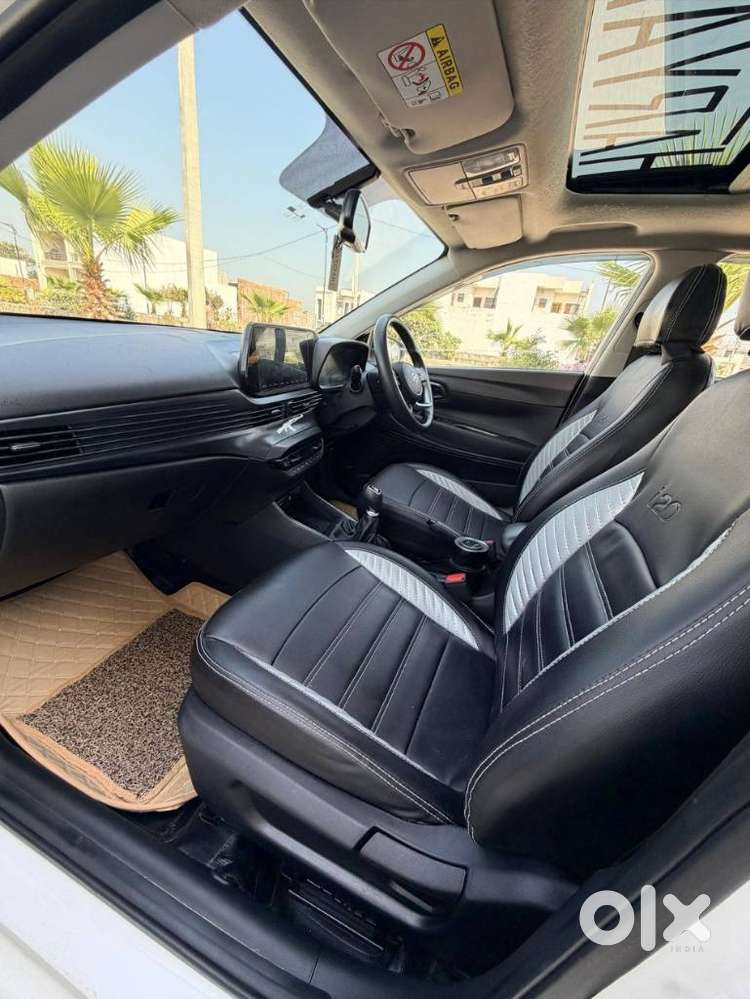 Hyundai Elite I20 1.2 Asta (o) Cvt, 2023, Petrol