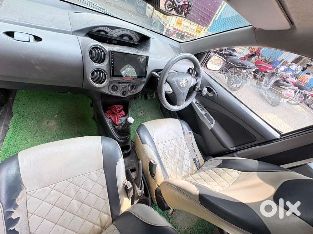 Toyota Etios 2012 Cng & Hybrids Well Maintained