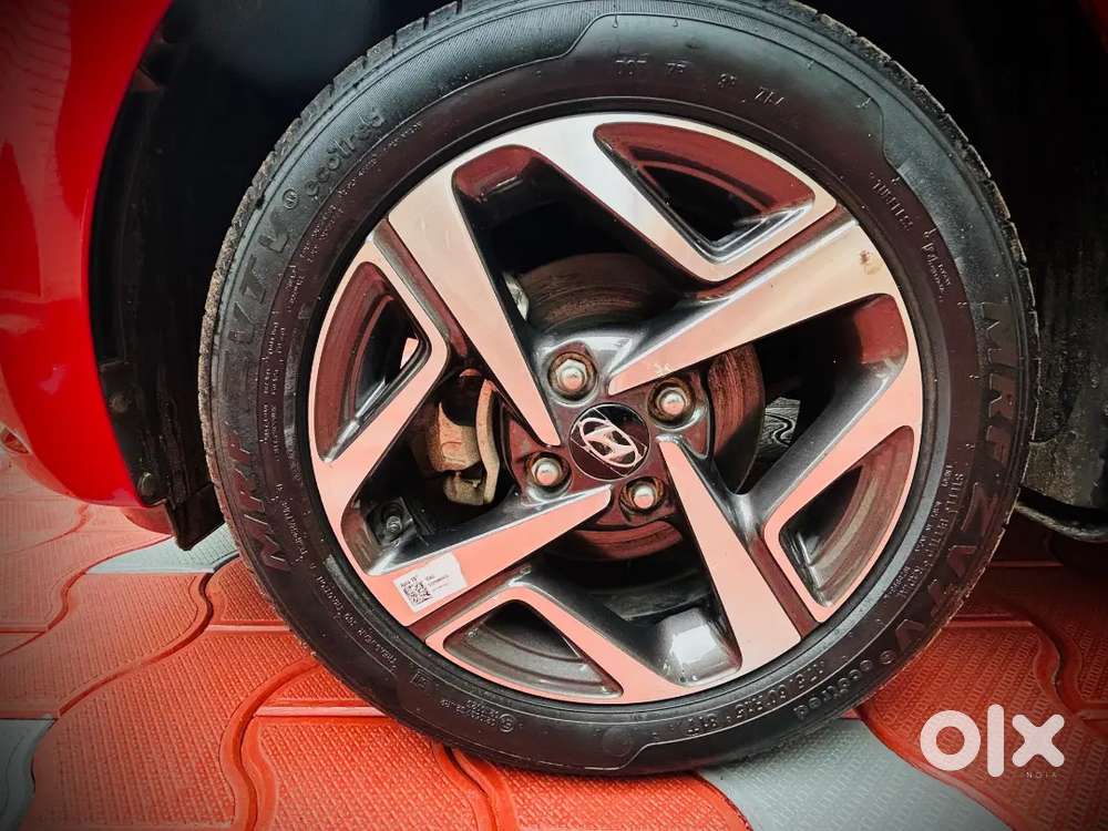 Hyundai Aura 1.2 Petrol 2022 Manual
