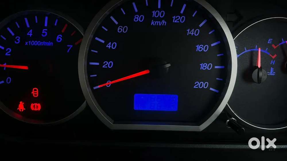 Chevrolet Enjoy Petrol Ltz 2014