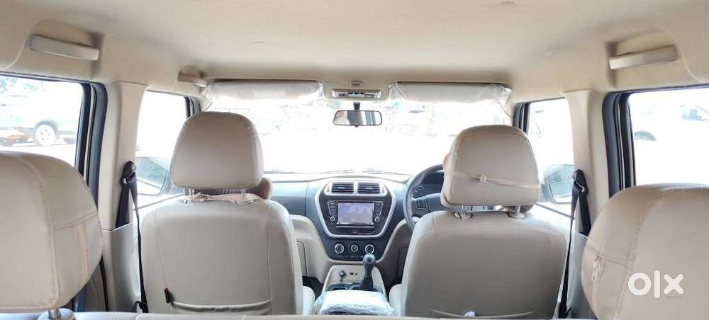 Mahindra Bolero Neo N8, 2023, Diesel