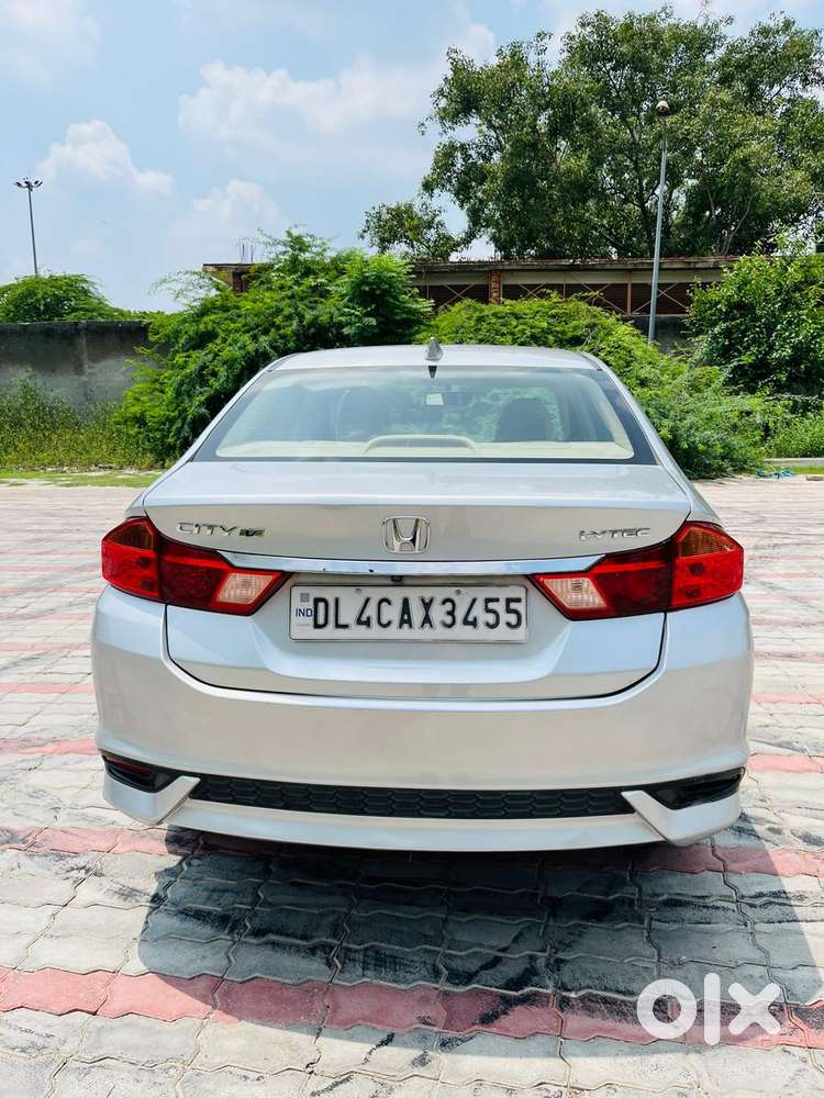 Honda City I-vtec V, 2017, Petrol